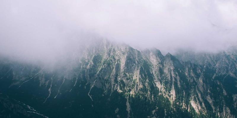 新车上市购车指南：深度横评特斯拉FSD、小鹏XNGP、华为ADS 2.0智能驾驶系统