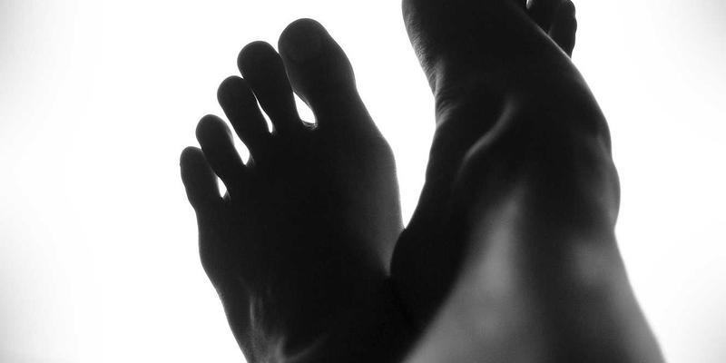 汽车刹车系统养护与刹车片更换周期全攻略：安全驾驶从脚下开始